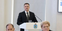 Губернатор выступил с отчетом о деятельности регионального правительства - Газета Великолукская правда
