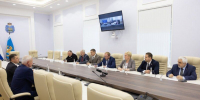 БЛОГ. «За день до сессии областного Собрания у фракций прошла встреча с губернатором» — Артур Гайдук - Яблоко