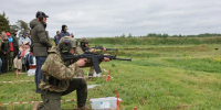 Михаил Ведерников пообщался со стрелками на разных рубежах Международных состязаний «Время героев» - Губернатор Псковской области