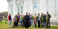 В Мариинском Посаде в честь 300-летия собора высадили 300 деревьев - Чебоксарско-Чувашская Епархия