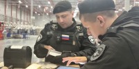 В поисках нелегалов полиция проверила 156 рабочих склада и завода на Волхонском шоссе - Neva.Today