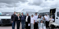 Многодетная семья из Батайска получила микроавтобус в рамках региональной программы поддержки - Газета Вперёд