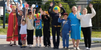 В Барановке дети задобрили Кикимору и вели веселые эстафеты - Газета Аткарская газета