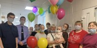 В Международный день защиты детей сотрудники следственного управления СК России по Пермскому краю поздравили пациентов онкологического отделения краевой детской больницы - Следственный комитет