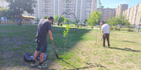В общественных пространствах Курска работают 25 человек, а также задействованы 4 единицы спецтехники. - Город Курск