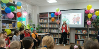 Библиотека № 42 .Праздник «Россия – наш общий дом», посвященный Дню защиты детей и в рамках проекта «Сказочная встреча народов России». - ЦБС г. Саратова