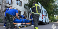 В Твери пожарные помогли медикам вынести пациентку - Афанасий-биржа