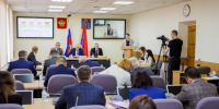 Исполнение бюджета за 2025 год и корректировки финансового документа ТФОМС на 2026 обсудили парламентарии на заседании профильного комитета - Магаданская областная Дума