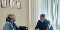 Председатель Совета депутатов провел прием жителей в местной общественной приемной - Город Луганск