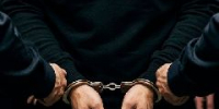 В Новокузнецке мужчина бегал голым по подъезду, и его фото появились в соцсетях - ИА Город Новостей