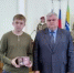 Глава Азовского района Сергей Комаров вручил ордена и медали семьям погибших героев СВО - Азовский район