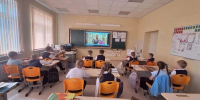 Сотрудники ЕЛЦ и лесничеств проводят для школьников занятия по пожарной безопасности в лесах - Газета Важский край