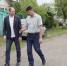 Жители улицы 1-я Проселочная попросили Дмитрия Перминова помочь с ремонтом дороги - 12 канал