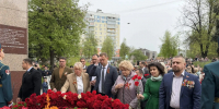 Дмитрий Белитский посетил Аллею Славы, чтобы почтить память героев - VidnoeInform.Ru