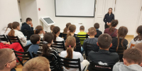 Встреча воспитанников летнего оздоровительного лагеря при МКОУ СОШ №2 г. Нязепетровска с инспектором подразделения по делам несовершеннолетних Зайцевой П. С. - Музейно-выставочный центр
