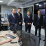 Вениамин Кондратьев проинспектировал работу Единой дежурной диспетчерской службы Геленджика. Сюда поступает информация с более 1,7 тысячи камер видеонаблюдения / Фото Геннадия Аносова. - Газета Авангард