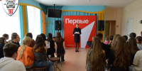 Сотрудники Госавтоинспекции проводят со старшеклассниками беседы о правилах управления мототехникой, велосипедами и СИМ - Барабинский район