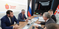 ПМЭФ-2026: Дмитрий Миляев встретился с генеральным директором АО «Дом.РФ» Виталием Мутко - Корпорация развития Тульской области