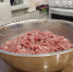 Заливаю фарш кефиром, на выходе получаю гору вкусняшек: можно и на завтрак, и на ужин - с пюрешкой вообще идеально - Prochepetsk.ru
