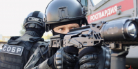 В Калининграде при содействии СОБР «Викинг» Росгвардии задержаны подозреваемые  в мошенничестве и похищении человека (видео) - Росгвардия