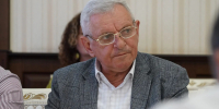 В администрации Дербента прошло аппаратное совещание под руководством главы города Ханлара Пашабекова. - Администрация г. Дербент