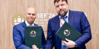 Алексей Беспрозванных подписал соглашение на ПМЭФ-2026 с руководством «Росагролизинг» - Министерство сельского хозяйства
