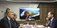 С председателем правления ОАО «РЖД» Олегом Белозеровым на ПМЭФ-2026 - Газета Вся Тверь