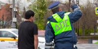 В ГД предлагают обязать ГАИ проверять в реестре авто со знаком об инвалидности - ИА Общественная служба новостей
