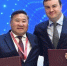 Губернатор Хоценко подписал соглашения о партнёрстве с тремя регионами на ПМЭФ-2026 - Om1.Ru