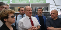 От учебников истории до Программы Победы: Г.А. Зюганов посетил книжный фестиваль на Красной площади - КПРФ