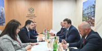Виталий Хоценко встретился с главой Росавиации Дмитрием Ядровым - Газета Ваша звезда