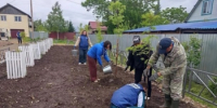 «Живая память»: в селе Птичник высадили второй ряд рябины в честь героев СВО - Биробиджанский район