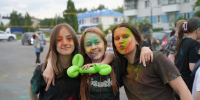 🎨🕺 Детская дискотека с красками холли в ЦКР «Созвездие»! - Клубная система Карабашского городского округа