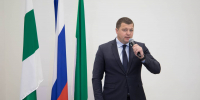 Вечная слава героям. Глава города Кургана Антон Науменко вручил государственные награды семьям участников СВО - Администрация г. Курган