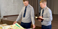 Псковские курсанты подвели итоги конкурса стенгазет с пропагандой ЗОЖ - Pln-Pskov.Ru