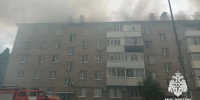 В Башкирии пятиэтажный дом загорелся на площади 2 тыс квадратных метров - M24.Ru