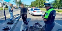 В Твери водитель мопеда попал в больницу, проскочив на «красный» - Афанасий-биржа