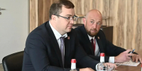 Виталий Хоценко обсудил строительство аэропорта «Омск-Федоровка» с Виктором Вексельбергом и руководством компании «Аэропорты регионов» - Правительство Омской области