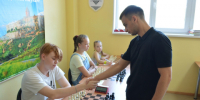 Именитый гроссмейстер Матинян даст в Сызрани сеанс одновременной игры - КТВ-ЛУЧ