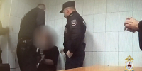Полицейские задержали мужчину после сообщений о стрельбе в Сормове - фото 1 - vGorodeN.Ru