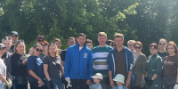 Депутаты и активисты "Молодой гвардии" навели порядок на набережной Суры - Пензенская городская Дума