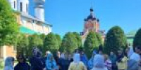 Прихожане Рощинского благочиния совершили паломническую поездку в Тихвин - Выборгская Епархия