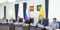 Олег Мельниченко поручил держать на контроле работу по сохранению объектов культурного наследия - Правительство