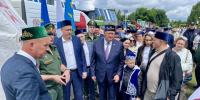 На Сабантуе заинцев обучали сборке автомата и управлению БПЛА - Новости Заинска