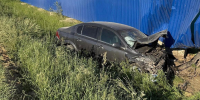 На Орловщине водитель получил травмы, влетев в забор - Орловский Вестник