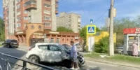 Подросток пострадал при столкновении машины со столбом в Новосибирске - Precedent.TV
