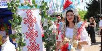Праздничный концерт проходит на острове Юность в Иркутске - IrkutskMedia.Ru
