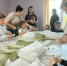 Маленькие североморцы помогли волонтерам подготовить посылки для отправки «за ленточку» - Мурманский вестник