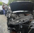 На Постышева водитель Toyota Crown врезался в Mercedes и сбежал, угрожая очевидцам - NewsVl.Ru