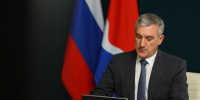 Василий Орлов поздравил соцработников Приамурья: «Ваш труд и забота заслуживают самой высокой признательности» - gtrkamur.ru - ГТРК Амур